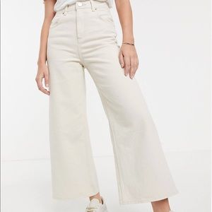NWT ASOS Design premium wide leg jeans bone white 26 waist